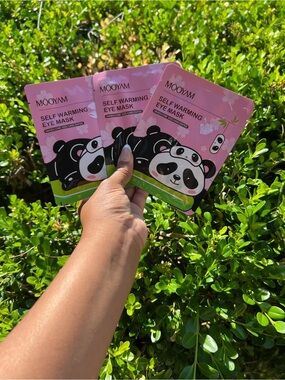 Mooyam Self-Warming Eye Mask Trio - Pink Panda Packaging